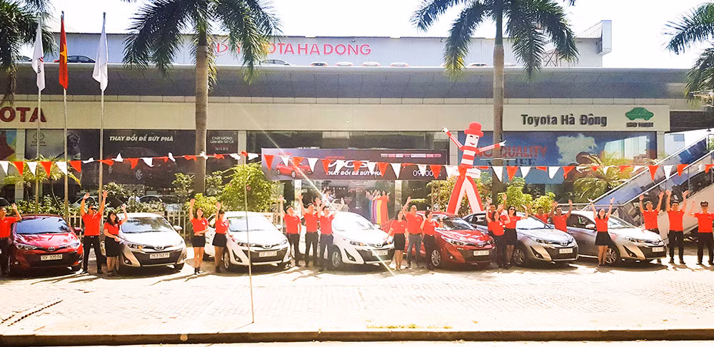 Bất ngờ gặp dàn Toyota Vios 2018 trẻ trung trên phố Hà Nội ảnh 5