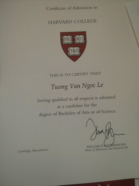 Giấy xác nhận nhập học của Trường ĐH Harvard . Giấy xác nhận nhập học của Trường ĐH Harvard