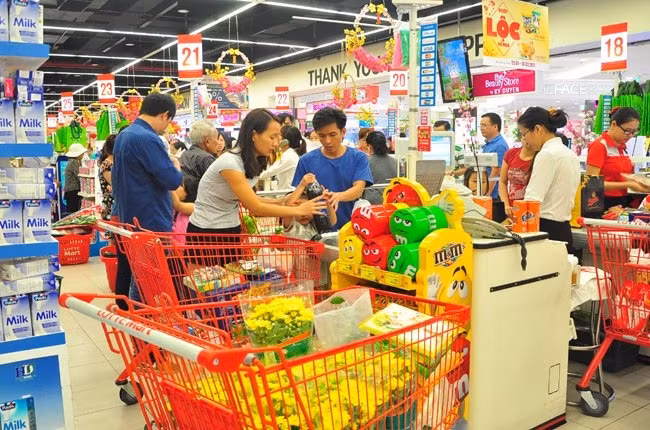 Bán lẻ Việt Nam: Thua lỗ nghìn tỷ, các đại gia vẫn đua đầu tư ảnh 1