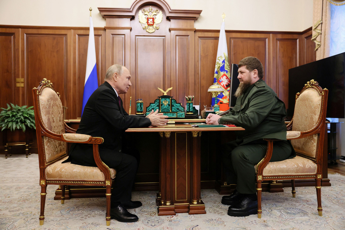 Tổng thống Nga Vladimir Putin và lãnh đạo Cộng hòa Chechnya - Ramzan Kadyrov. Ảnh: Reuters