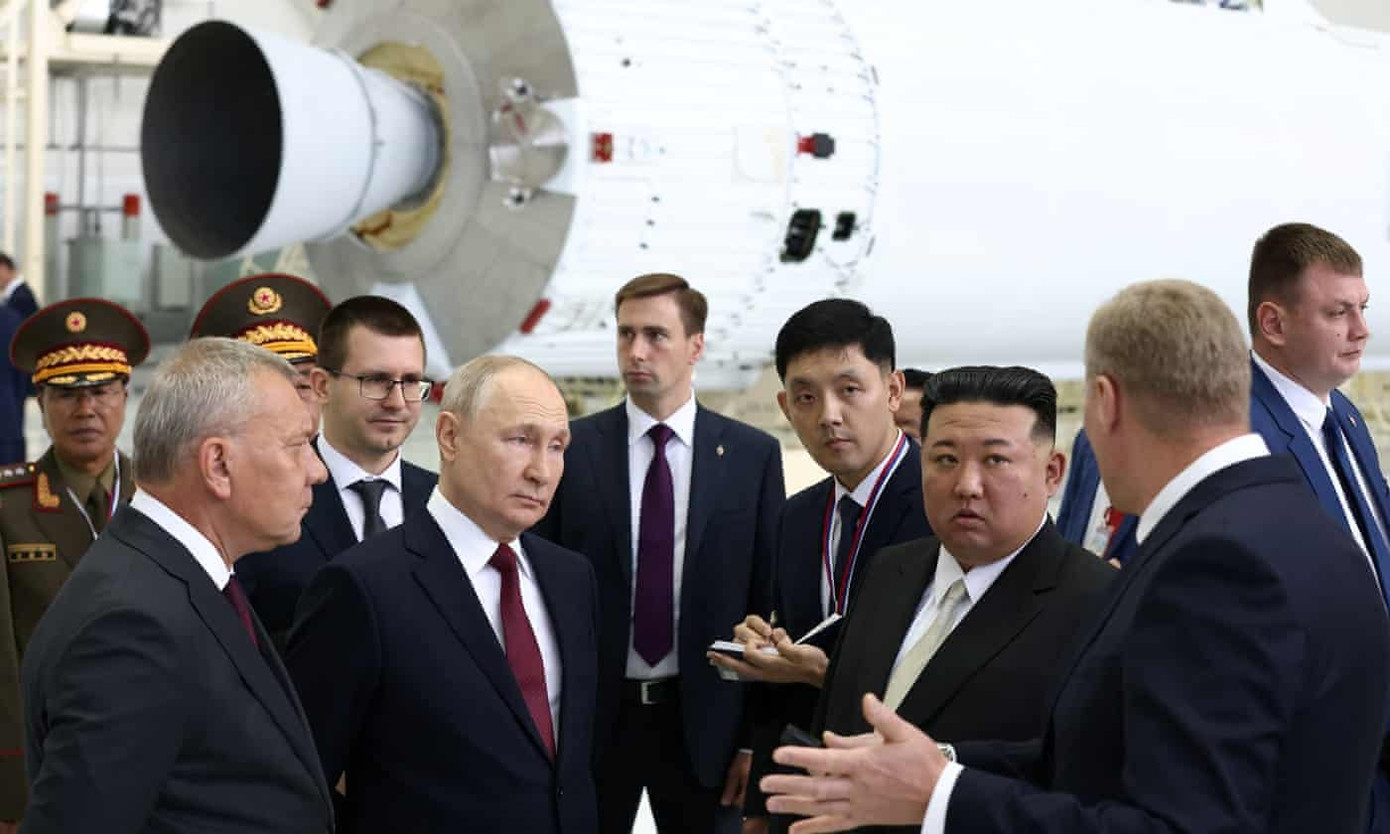 Tổng thống Nga Vladimir Putin và Chủ tịch Triều Tiên Kim Jong-un trong cuộc gặp ngày 13/9. Ảnh: Sputnik