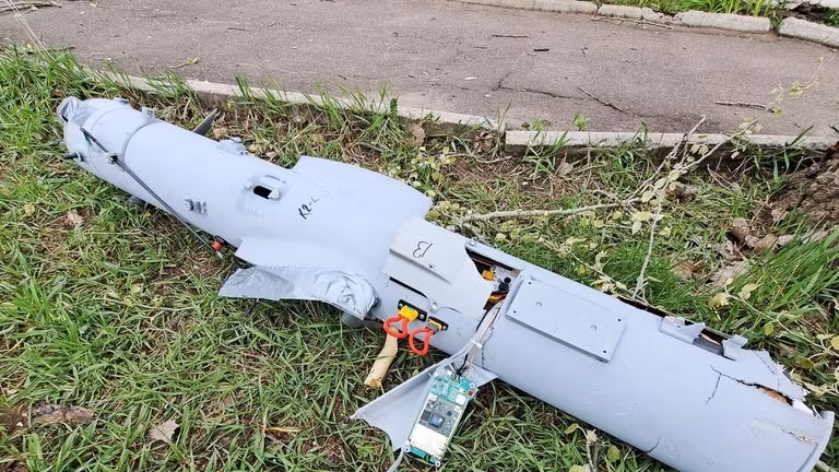 Mảnh vỡ máy bay không người lái. Ảnh: Sputnik