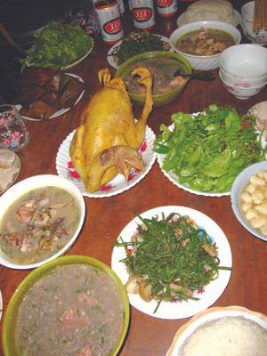 Mâm cơm không thể thiếu những thức truyền thống của người Nguồn Minh Hóa