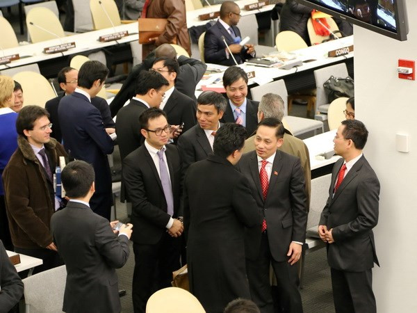 Các nước chúc mừng Việt Nam trúng cử với số phiếu bầu cao nhất. (Ảnh: Lê Dương-Quang Tuyến/Vietnam+). Các nước chúc mừng Việt Nam trúng cử với số phiếu bầu cao nhất. (Ảnh: Lê Dương-Quang Tuyến/Vietnam+)