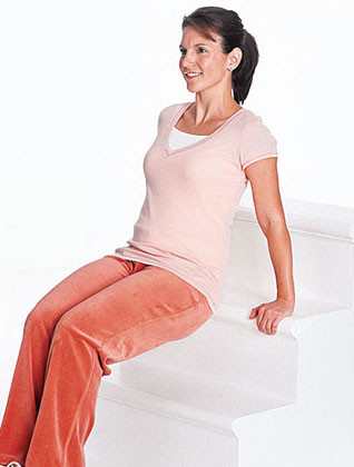 11 động tác giảm cân nhanh với cầu thang ảnh 4