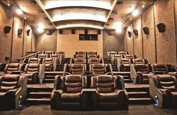 Khám phá Vincom Center Nguyễn Chí Thanh trước giờ G ảnh 4