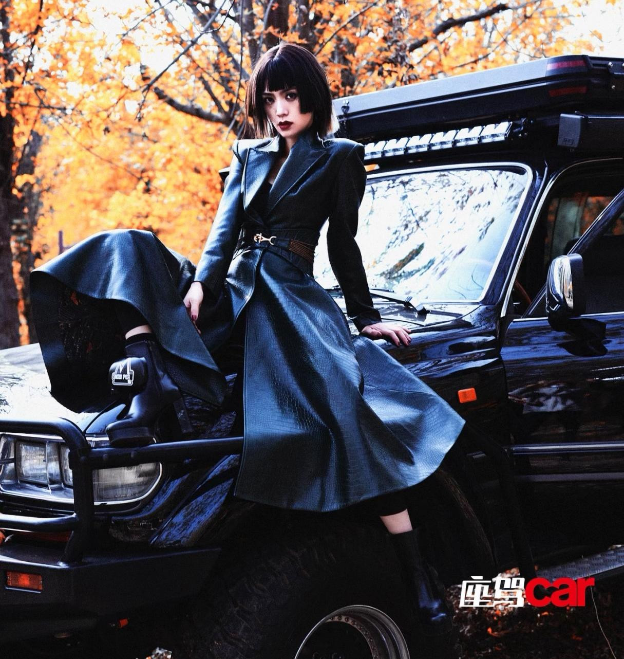 Lý Hiểu Phong tiết lộ cô và Lưu Khải Uy thường đi dạo cùng nhau, chơi đàn ghi-ta, tâm sự về cuộc sống. Họ có sự thấu hiểu và đồng điệu trong tâm hồn. Lưu Khải Uy gọi bạn gái là "cô gái nhỏ" và ân cần chăm sóc. Hành động của nam diễn viên khiến Lý Hiểu Phong xúc động. Lý Hiểu Phong tiết lộ cô và Lưu Khải Uy thường đi dạo cùng nhau, chơi đàn ghi-ta, tâm sự về cuộc sống. Họ có sự thấu hiểu và đồng điệu trong tâm hồn. Lưu Khải Uy gọi bạn gái là "cô gái nhỏ" và ân cần chăm sóc. Hành động của nam diễn viên khiến Lý Hiểu Phong xúc động.