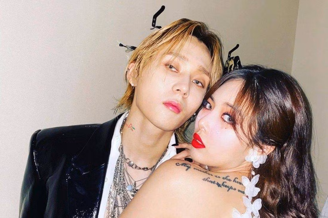 HyunA ngày còn mặn nồng bên bạn trai Dawn. HyunA ngày còn mặn nồng bên bạn trai Dawn.
