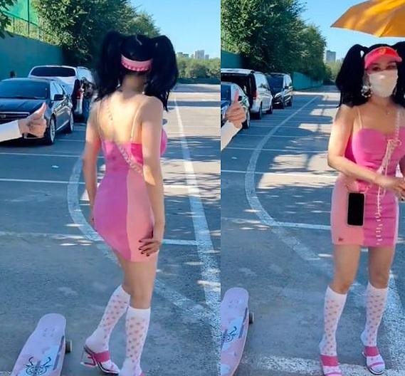 Chung Lệ Đề thường mặc những bộ cánh không phù hợp với độ tuổi, cố tình phô diễn hình thể hay có những khoảnh khắc hớ hênh, phản cảm.