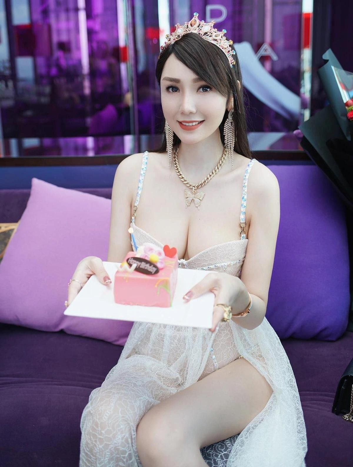 Helen Thanh Đào và người tình Hoàng Cảnh Dụ bị tố lừa đảo.