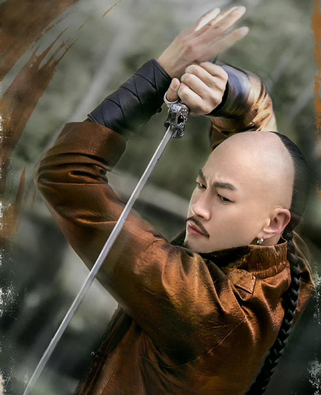 Phim không sở hữu dàn sao hạng A nhưng lại làm hài lòng những người yêu thích tiểu thuyết võ hiệp của Kim Dung.