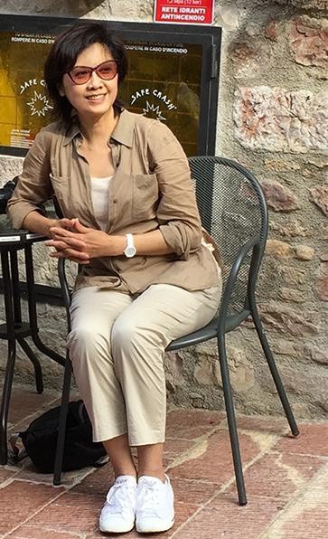 Đệ nhất mỹ nhân phim Tây du ký ở tuổi 70. Đệ nhất mỹ nhân phim Tây du ký ở tuổi 70.