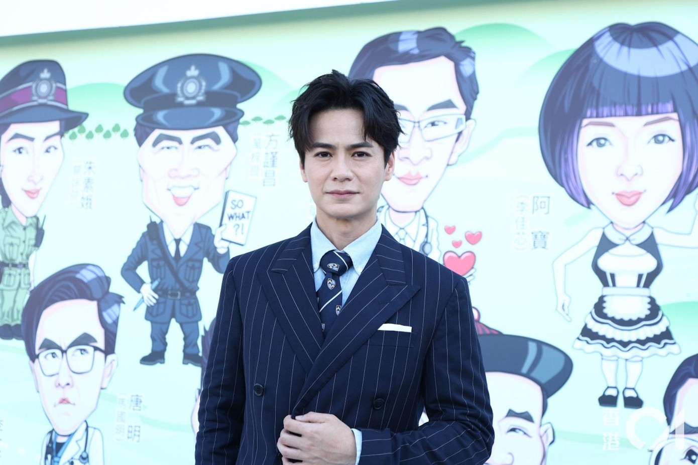 Nam diễn viên La Tử Dật (tên cũ La Trọng Khiêm), chồng của nữ diễn viên Dương Thiến Nghiêu (Dương Di) bảnh bao trên thảm đỏ sự kiện. Nam diễn viên La Tử Dật (tên cũ La Trọng Khiêm), chồng của nữ diễn viên Dương Thiến Nghiêu (Dương Di) bảnh bao trên thảm đỏ sự kiện.