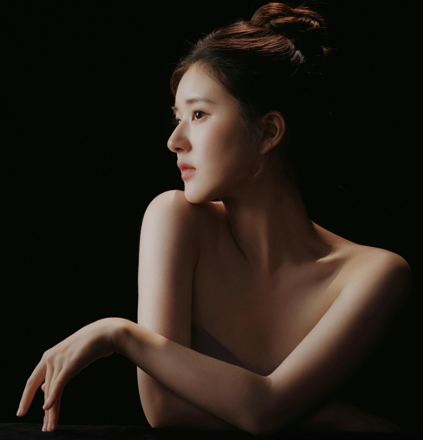 Triệu Lộ Tư với nhan sắc kiêu sa trong bộ ảnh mới. Ảnh: Weibo Triệu Lộ Tư Triệu Lộ Tư với nhan sắc kiêu sa trong bộ ảnh mới. Ảnh: Weibo Triệu Lộ Tư