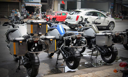 Bộ ba BMW R1200 GSA 2014 đầu tiên tại Việt Nam ảnh 3