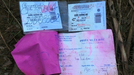 CẬN CẢNH cẩu xe khách gặp nạn khỏi đáy vực sâu ảnh 14