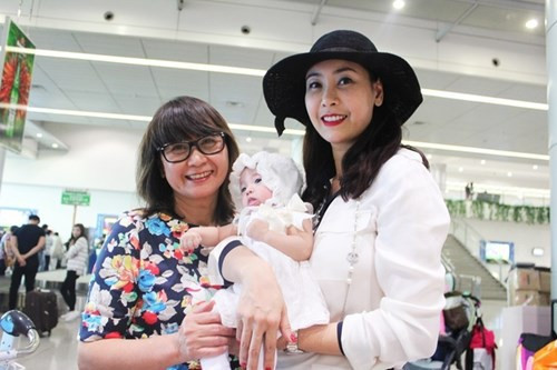 Mẹ con Hoa hậu Hà Kiều Anh từng ăn cơm chan nước lã ảnh 1