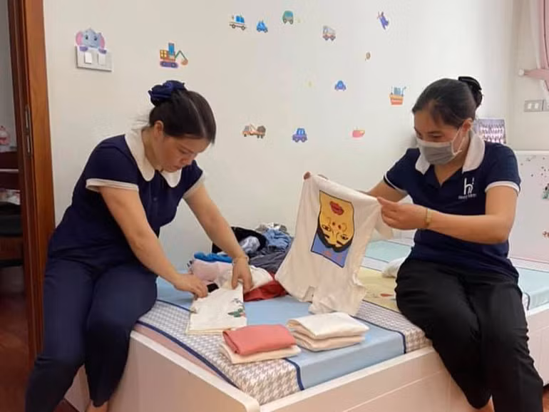Chi phí cho mỗi lần dọn dẹp quần áo không phải là thấp so với mặt bằng chung. Chi phí cho mỗi lần dọn dẹp quần áo không phải là thấp so với mặt bằng chung.
