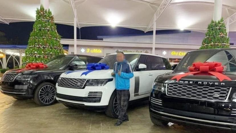 Nhiều xe đắt tiền được doanh nghiệp mua làm quà tặng cho nhân viên và đối tác