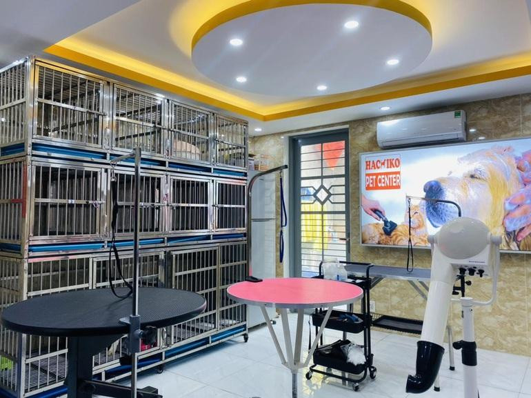 Phòng dịch vụ, chăm sóc thú cưng được bố trí không gian riêng.