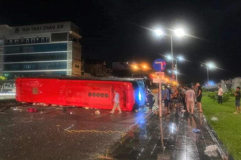 Hiện trường vụ tai nạn giao thông nghiêm trọng (Ảnh: TB).