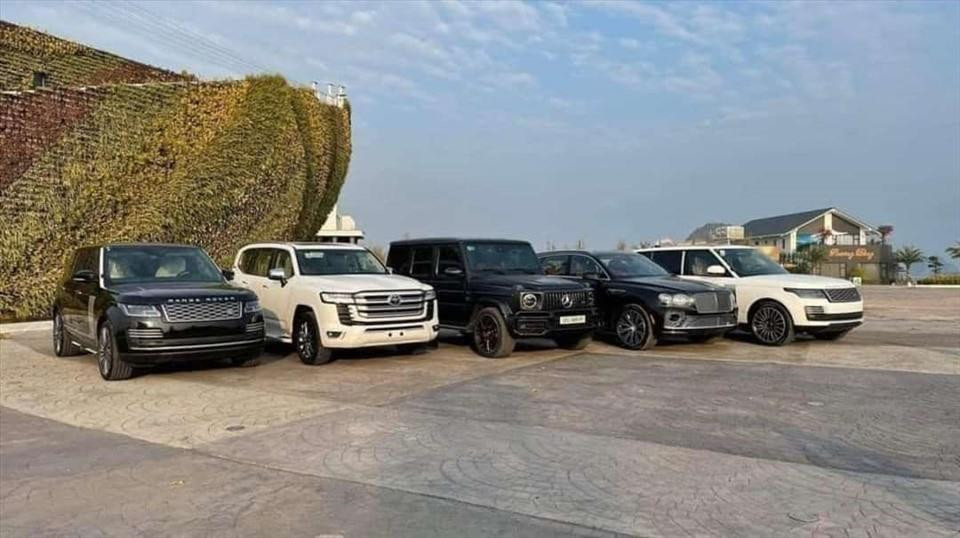 Tổng số tiền mua hàng loạt xe khoảng 200 tỷ đồng.