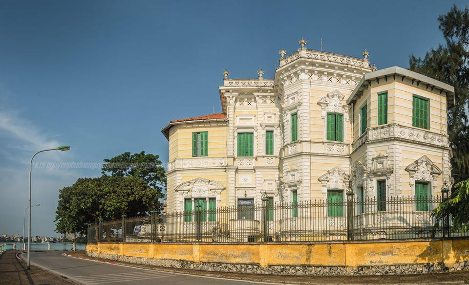 Một công trình có dấu ấn thiết kế Pháp tại Hà Nội.