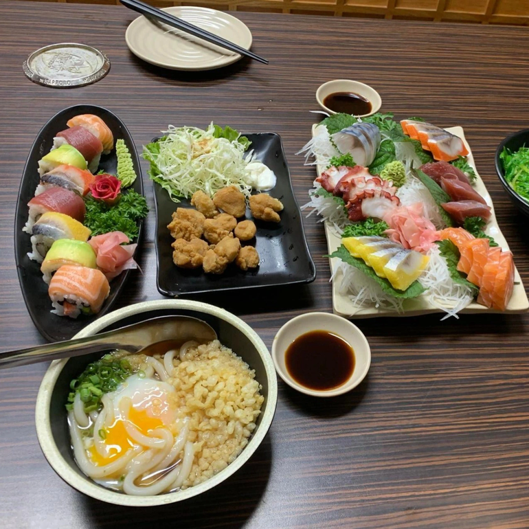 Chị H. thường đưa gia đình đi ăn nhà hàng một tháng vài ba lần. (Ảnh: T. T) Chị H. thường đưa gia đình đi ăn nhà hàng một tháng vài ba lần. (Ảnh: T. T)