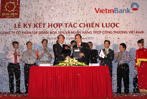 Vietinbank ký hợp tác chiến lược với Tập đoàn Hoa Sen