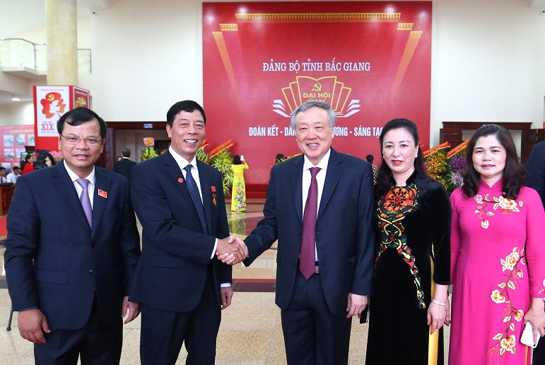 Bí thư Trung ương Đảng Nguyễn Hòa Bình chỉ đạo Đại hội Đảng bộ Bắc Giang ảnh 1