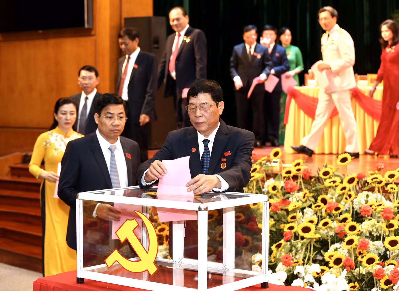 Bí thư Tỉnh ủy Bắc Giang Bùi Văn Hải không tái cử ảnh 2
