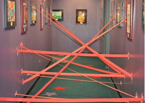 Dùng cách này để con trẻ tránh xa smartphone ảnh 1