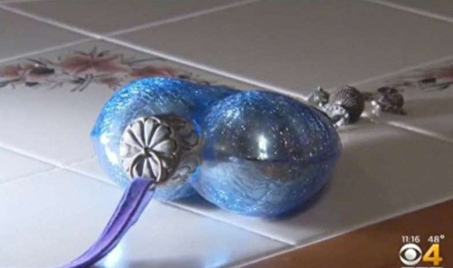 Mua trang sức cũ, 'sốc' khi phát hiện sự thật ẩn bên trong ảnh 3