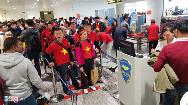 BẢN TIN ĐẶC BIỆT: Hát Quốc ca cùng đội tuyển U23 Việt Nam ảnh 18