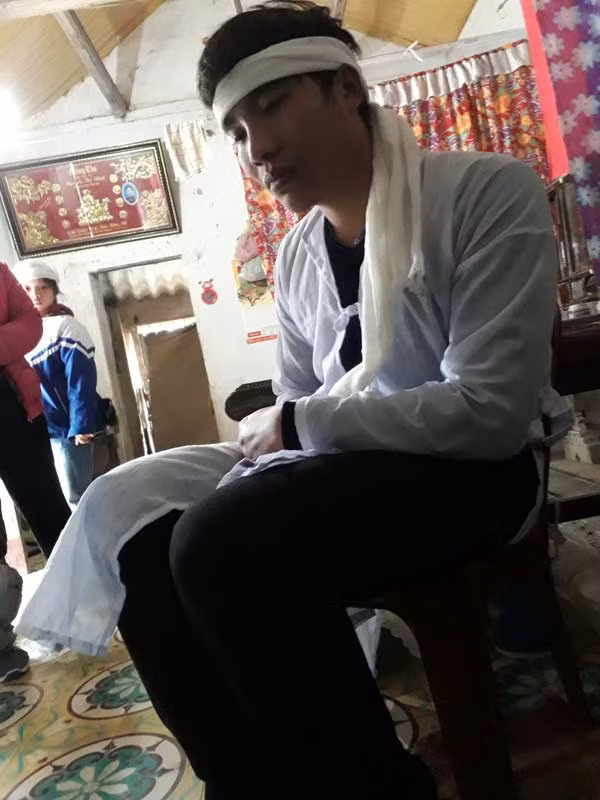 Những phận người cuộn theo sóng dữ ảnh 1