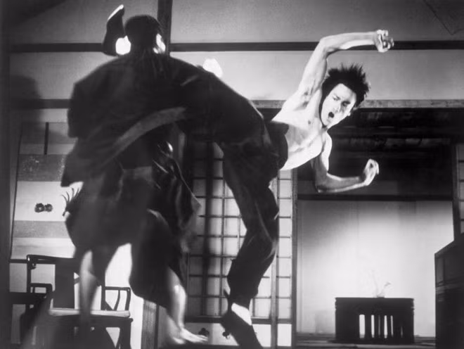 Thêm bằng chứng cho thấy tốc độ ra đòn kinh hoàng của Lý Tiểu Long ảnh 1