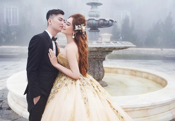 Lâm Khánh Chi và chồng kém 8 tuổi dùng chung Facebook ảnh 2