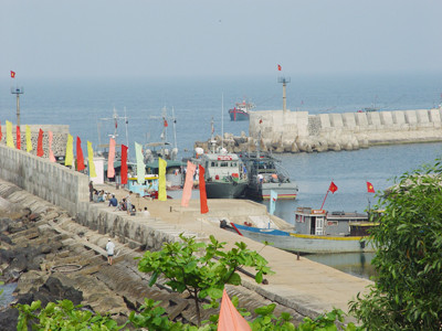 Cảng cá Cồn Cỏ. Cảng cá Cồn Cỏ