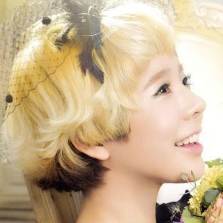 Dịu dàng với xanh nước biển Bí ẩn với ánh tím Phá cách với xanh lá cây Phong cách với mầu đồng Chút xoăn nghịch ngợm Tone hạt dẻ an toàn