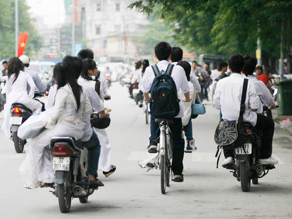 Những hình ảnh này đang xấu đi nét thanh lịch của học sinh Hà thành