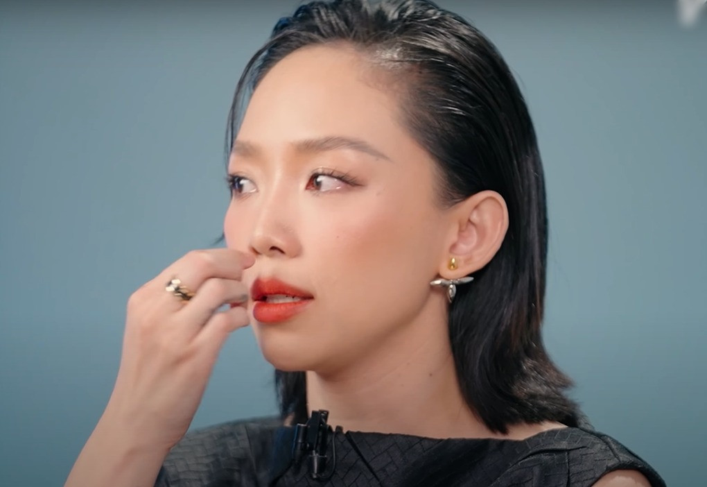 Show Chị đẹp đạp gió cải thiện nhiều thiếu sót của mùa 1, nhưng lại để xảy ra sự cố gây ức chế.