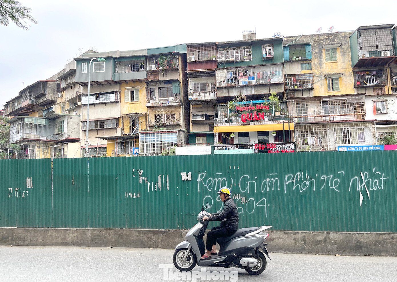 Dự kiến, nhà chung cư cũ, nhà nguy hiểm cấp D phá dỡ trong quý III/2023. Đối với các nhà còn lại thuộc khu chung cư, tiến độ cụ thể trong văn bản chấp thuận chủ trương đầu tư dự án (từ quý III/2023).