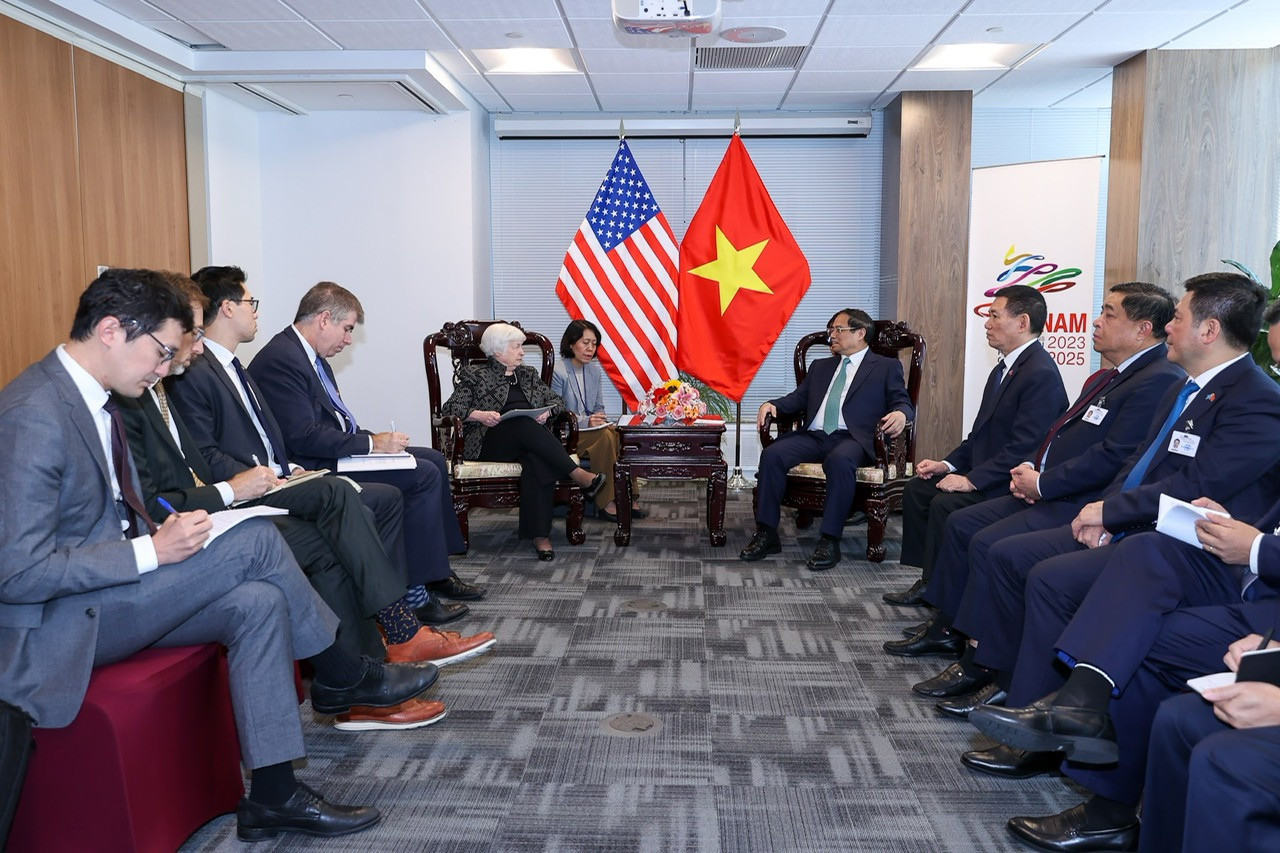 Bộ trưởng Tài chính Mỹ cho biết, hiện Mỹ hợp tác với Việt Nam để tăng cường tính tự cường của chuỗi cung ứng khu vực và Việt Nam có tiềm năng trong chuỗi cung ứng về bán dẫn.