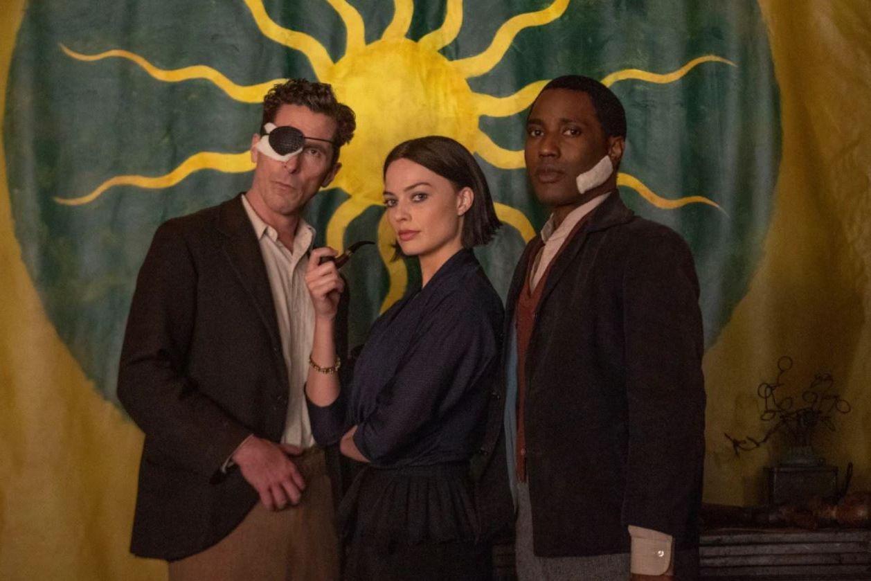 Bộ ba thám tử bất đắc dĩ sẽ mang đến những màn phá án hài hước cho khán giả. Bộ ba thám tử bất đắc dĩ sẽ mang đến những màn phá án hài hước cho khán giả.