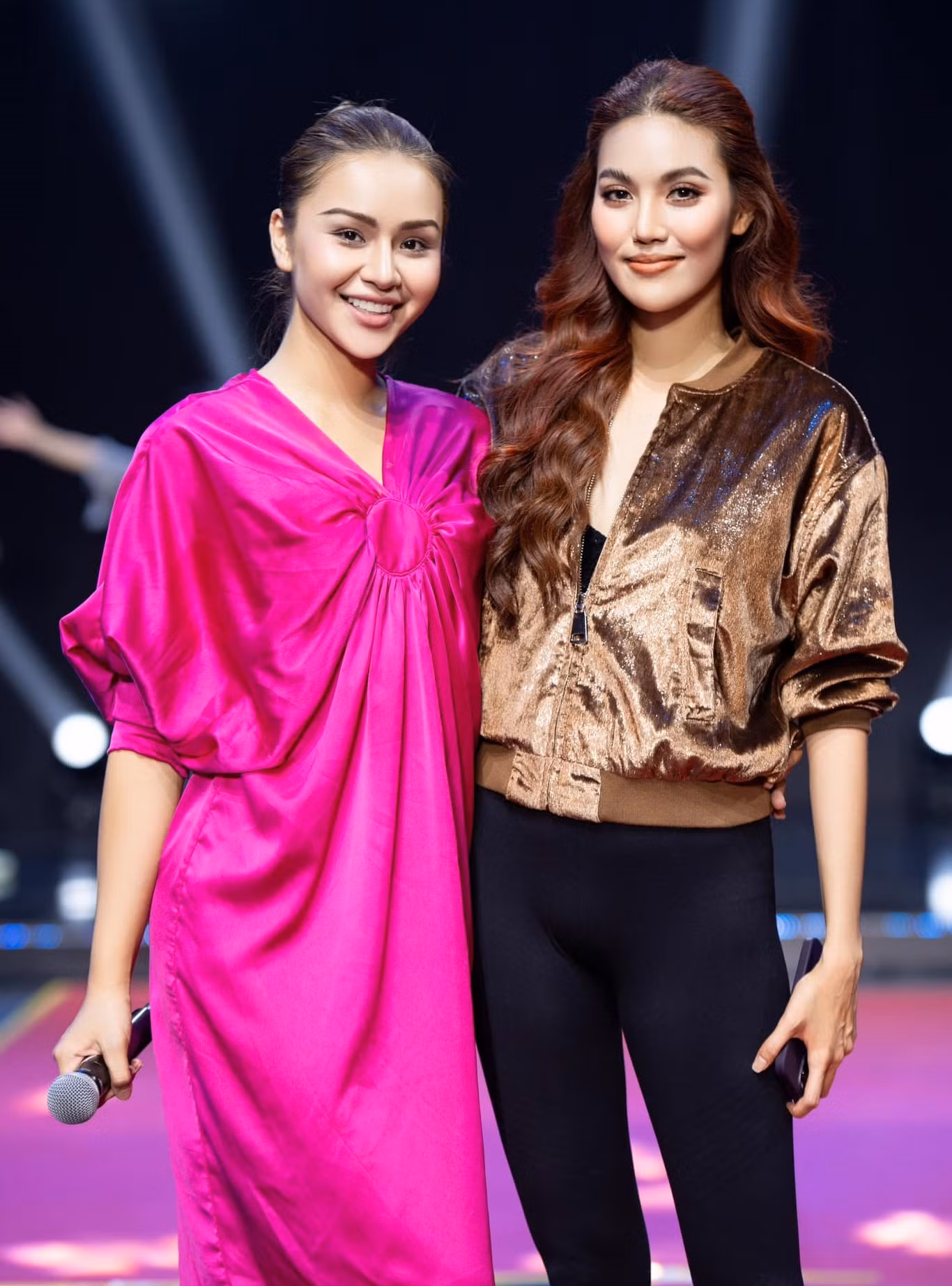 Lê Thu Trang là chiến binh duy nhất của team Lan Khuê có mặt trong đêm Chung kết.