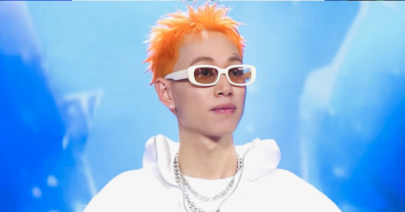 Double2T phải vay tiền bạn bè và xin tiền mẹ để đủ kinh phí tham gia Rap Việt. Double2T phải vay tiền bạn bè và xin tiền mẹ để đủ kinh phí tham gia Rap Việt.