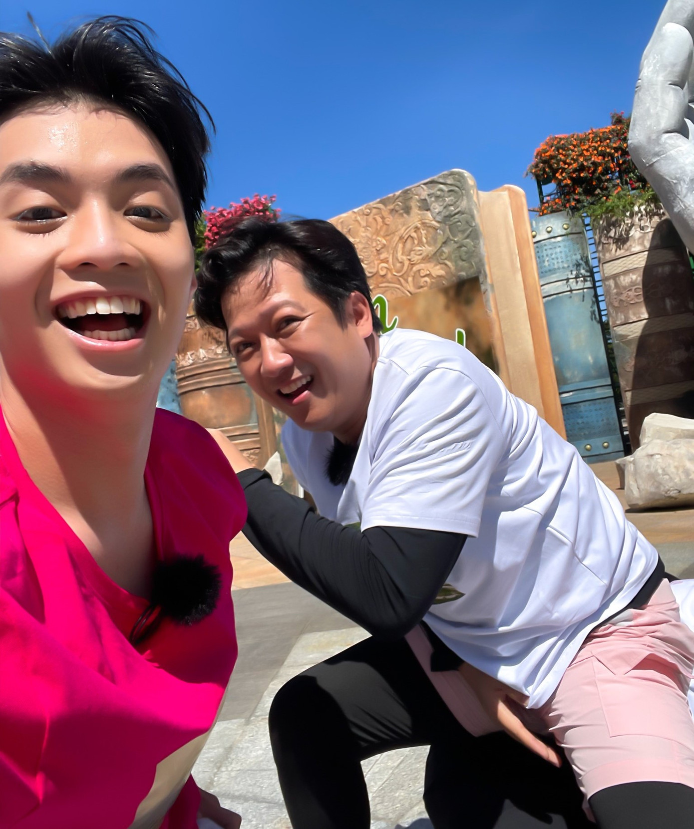 Trường Giang dành nhiều lời khuyên cho Negav trước nghi vấn lạnh nhạt với đàn em. Trường Giang dành nhiều lời khuyên cho Negav trước nghi vấn lạnh nhạt với đàn em.