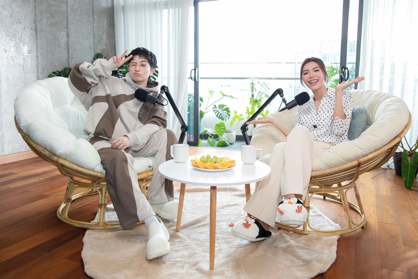 Podcast Nhật Ký Ban Công của cô nàng được người hâm mộ tích cực đón nhận.