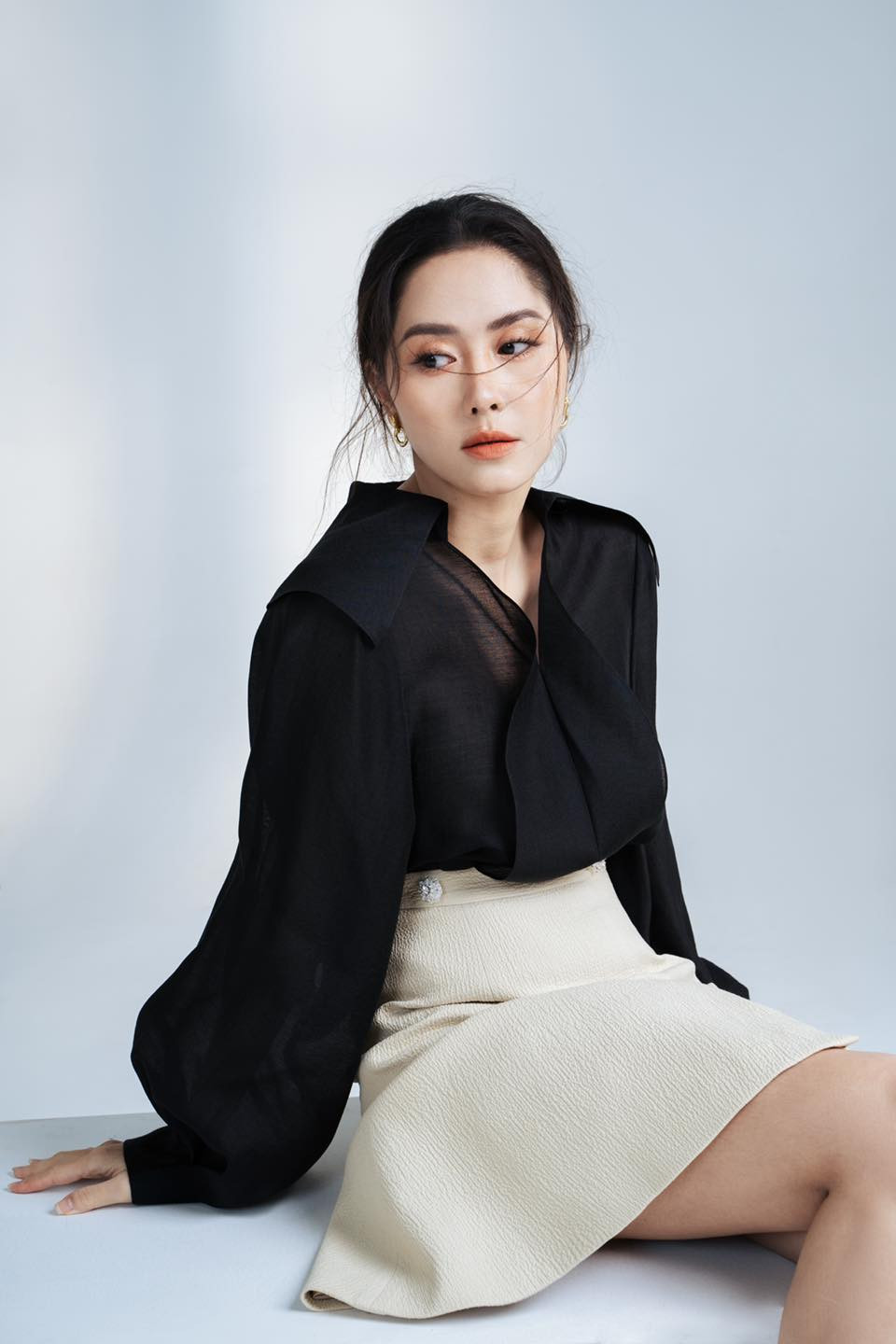 Nhan sắc ngày càng thăng hạng của Tường Vi. Nhan sắc ngày càng thăng hạng của Tường Vi.