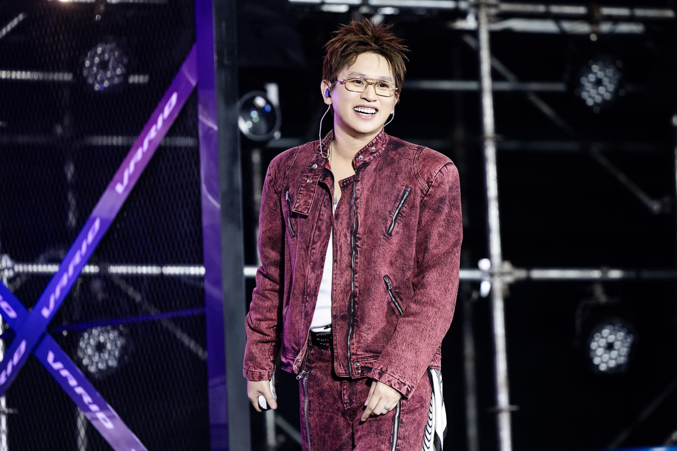 B Ray sẽ bị xử phạt sau vi phạm biểu diễn bài hát có ca từ phản cảm.